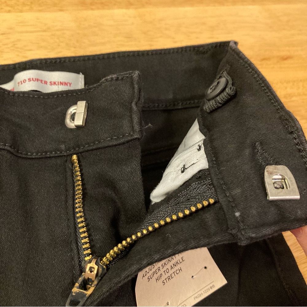 Girls 2T Levi’s 710 Super Skinny Jeans Black NWT - Picture 6 of 13